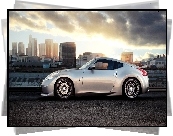 Samochód, Srebrny, Nissan 370z, Miasto, Chmury