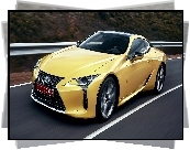 Żółty, Lexus LC500