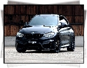 Czarne, BMW M4