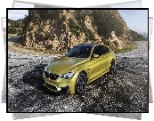 BMW M4 Coupe F82,  Góra, Droga