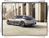 Srebrne, Porsche Panamera Turbo S, 2014