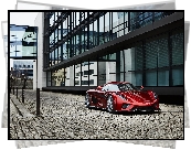 Czerwony, Koenigsegg Regera