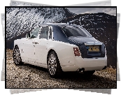 Rolls-Royce Phantom, Tył