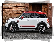 Mini Countryman, Bok