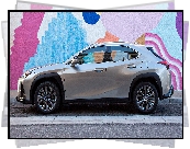 Lexus UX, Bok