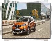 Renault Captur, Droga, Budynki