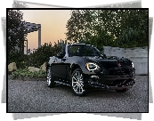 Czarny, Fiat 124 Spider