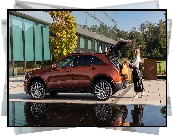Cadillac XT4 350D, Bok, Kobieta