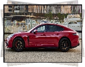 Porsche Panamera GTS, 2021