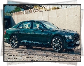 Bentley Flying Spur Hybrid