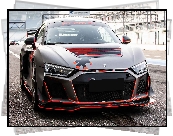 MTM Audi R8 GT4 Street, Przód