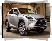 Lexus NX Hybrid, 2015