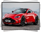 Czerwony, Aston Martin V12 Vantage