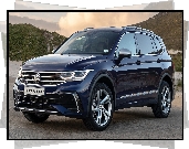 Czarny, Volkswagen Tiguan Allspace R