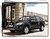 Czarny Chevrolet Captiva